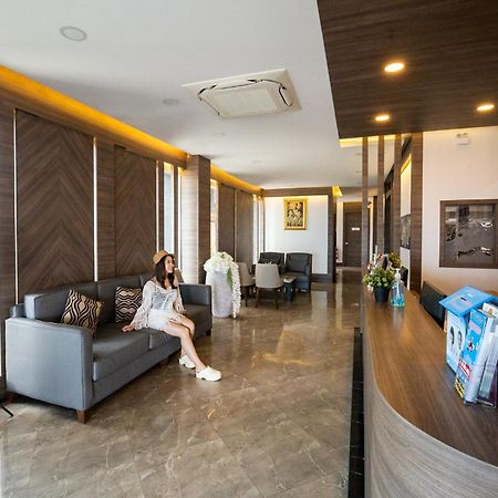 Seaside Jomtien Beach Pattaya Екстериор снимка